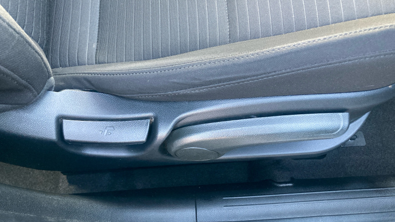 Hyundai i20 1.0T GDi 48V MHD SE Connect 5dr DCT Petrol Hatchback